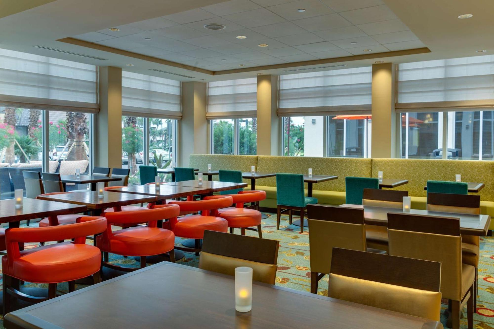 Hilton Garden Inn Daytona Beach Oceanfront Exterior photo